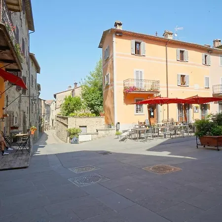 Montone Apartment מונטונה