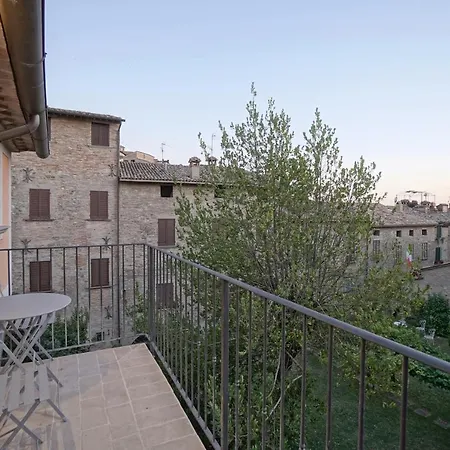 Apartment Montone Apartment